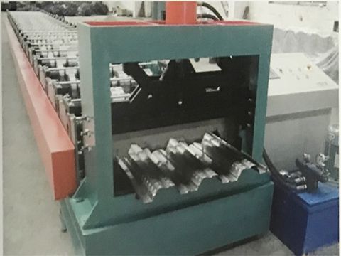 鋼樓承板成型機